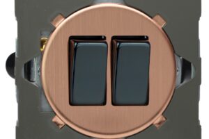 Sorolható dupla váltó/egysarkú billenő kapcsoló modul - szálcsiszolt vörösréz